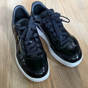 New Balance Women's Ct Alley V1 Sneaker